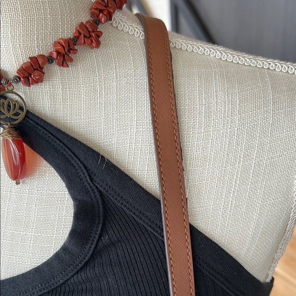 Stylish Brown Patterned Crossbody Bag - Picture 4 of 11